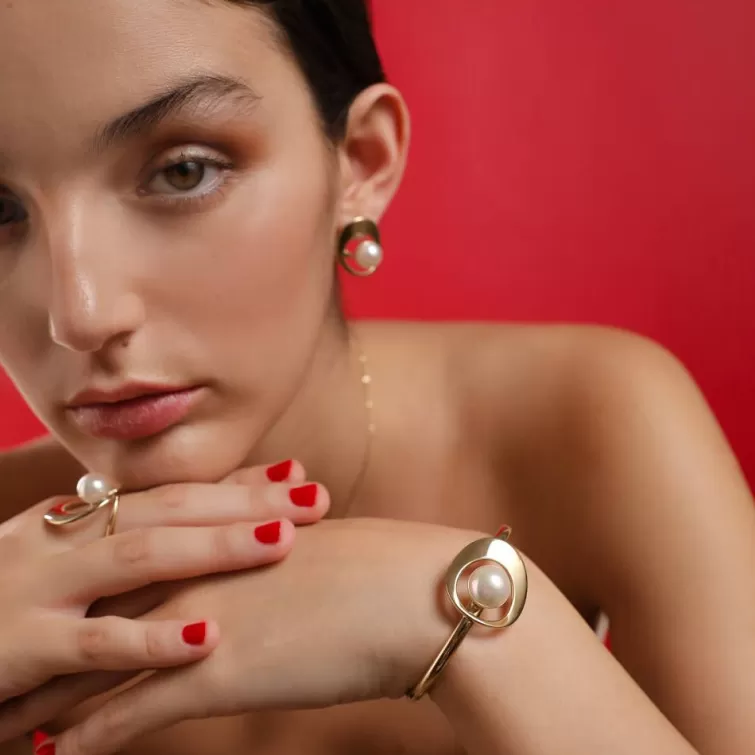 Brazaletes Rígidos | Majorica Pulsera Petra Rigida En Acero Dorado Y Perla Blanca